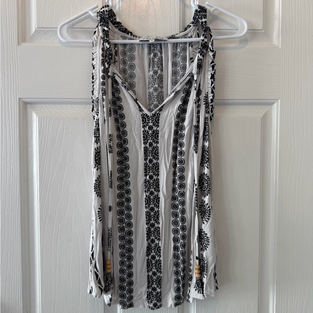 Hale Bob Los Angeles Women's Black & White Sleeveless Top